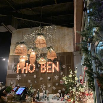 Pho Ben - Heights - Christmas decor is up - Vietnamese Near Me - Houston, Texas