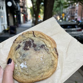 From Lucie - Chocolate chip cookie - Bakeries Near Me - New York, New York From Lucie - Chocolate chip cookie - Bakeries Near Me - New York, New York