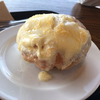 Starbucks - Triple Cheese Ensamada - Coffee & Tea Near Me - Binan, ABR