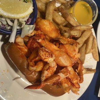 Boston Sail Loft - New England Lobster Roll - Bars Near Me - Boston, Massachusetts Boston Sail Loft - New England Lobster Roll - Bars Near Me - Boston, Massachusetts