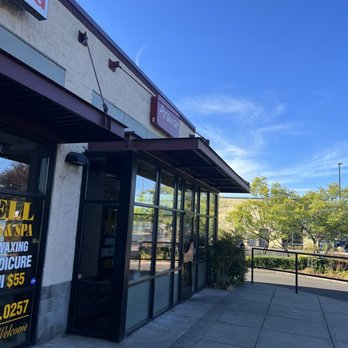 Arawan Thai Cuisine - Thai Near Me - Portland, Oregon