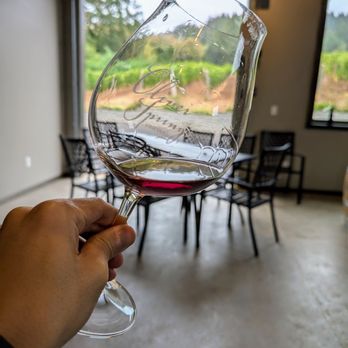 Oliver Springs Vineyard - Wine tasting inside Oliver Springs' building. - Wine Tasting Room Near Me - Newberg, Oregon