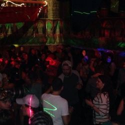 Peek's DJ & Dance Party