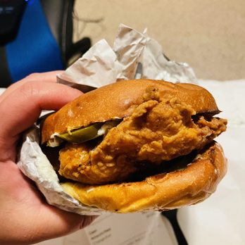 BTRMLK - Honey popper chicken sandwich - Chicken Shop Near Me - London, Ontario