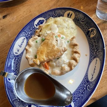 Founding Farmers Reston Station - Chicken Pot Pie - Breakfast & Brunch Near Me - Reston, Virginia