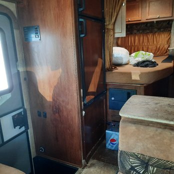 Elite RV Rentals - Filthy cushions, dirty floors - RV Rental Near Me - Phoenix, Arizona Elite RV Rentals - Filthy cushions, dirty floors - RV Rental Near Me - Phoenix, Arizona