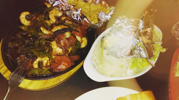 El Salpicon Detroit | Mariscos by null