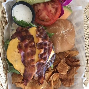 Gramma Dot's - Burger and chips - Seafood Near Me - Sanibel, Florida