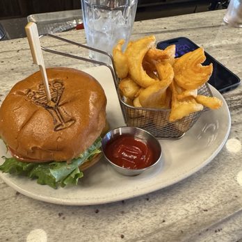 The Pub Spirits +Craft Kitchen - build your own burger - Breakfast & Brunch Near Me - Cedar City, Utah The Pub Spirits +Craft Kitchen - build your own burger - Breakfast & Brunch Near Me - Cedar City, Utah
