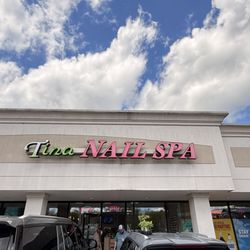 T & L Nail Spa