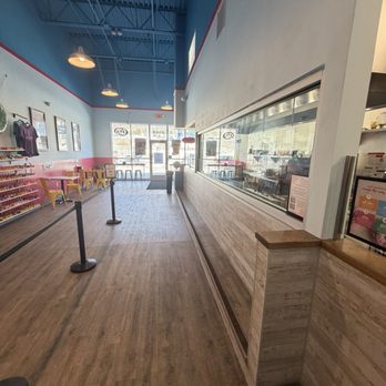Duck Donuts - Donuts Near Me - Bartonsville, Pennsylvania