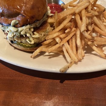 Weber Grill Restaurant - Crab Cake Sandwich - Steakhouses Near Me - Indianapolis, Indiana Weber Grill Restaurant - Crab Cake Sandwich - Steakhouses Near Me - Indianapolis, Indiana