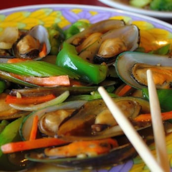 Dynasty Garden - a plate of stir fried clams and vegetables - Chinese Near Me - Kamloops, British Columbia