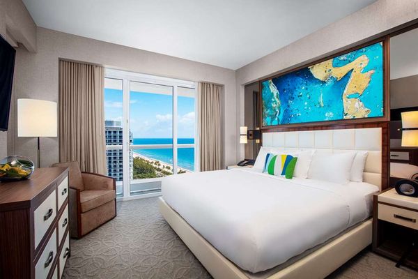 Conrad Fort Lauderdale Beach by null