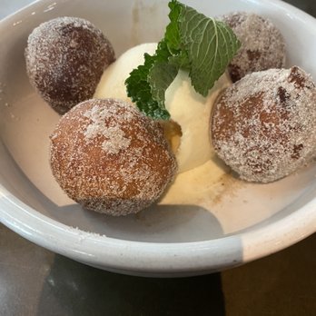 A'Bouzy - Donut Holes w/ ice cream - Champagne Bars Near Me - Houston, Texas A'Bouzy - Donut Holes w/ ice cream - Champagne Bars Near Me - Houston, Texas