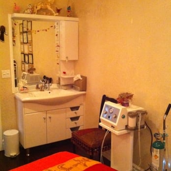 Heavenly Hands Med Spa - Treatment room - Medical Spas Near Me - Los Angeles, California Heavenly Hands Med Spa - Treatment room - Medical Spas Near Me - Los Angeles, California