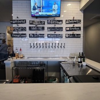 Little Stack Haystack Burgers - Beer on tap - Burgers Near Me - Richardson, Texas