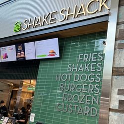 Shake Shack - Front store sign