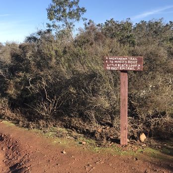 Black Mountain Open Space Park - Second trail sign coming from hilltop park - Parks Near Me - San Diego, California Black Mountain Open Space Park - Second trail sign coming from hilltop park - Parks Near Me - San Diego, California