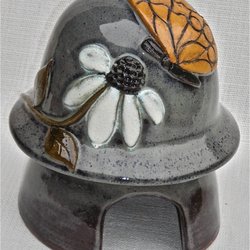 Kalamazoo ARTisans - Louise Sloger toad house
