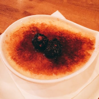 Boeufhaus - Vanilla Crème Brûlée - Brasseries Near Me - Chicago, Illinois Boeufhaus - Vanilla Crème Brûlée - Brasseries Near Me - Chicago, Illinois