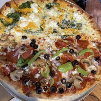 Fratelli Pizza Fort Valley - Pizza:.Half the works, half spinoccoli - Chicken Wings Near Me - Flagstaff, Arizona Fratelli Pizza Fort Valley - Pizza:.Half the works, half spinoccoli - Chicken Wings Near Me - Flagstaff, Arizona
