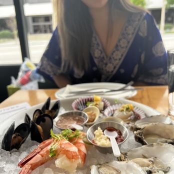 Fishwives - Seafood Near Me - Pasadena, California