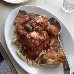 Linguine and Meatballs