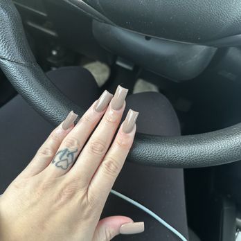 Nail Pressed - Nail Salons Near Me - Santa Ana, California