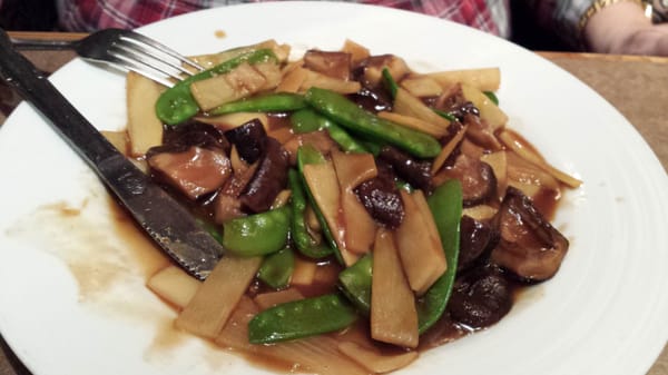 House of Chow by null