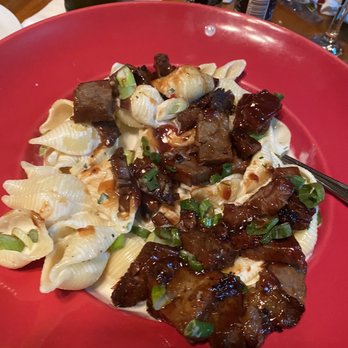 Roccos Town House - Short Rib Mac - American Near Me - Hammonton, New Jersey