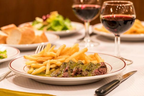 Le Relais de l'Entrecôte by null