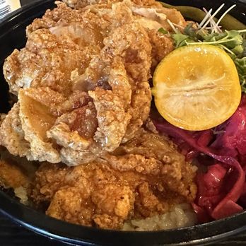 Minasa - Fried chicken bowl. - Filipino Near Me - Waipahu, Hawaii Minasa - Fried chicken bowl. - Filipino Near Me - Waipahu, Hawaii