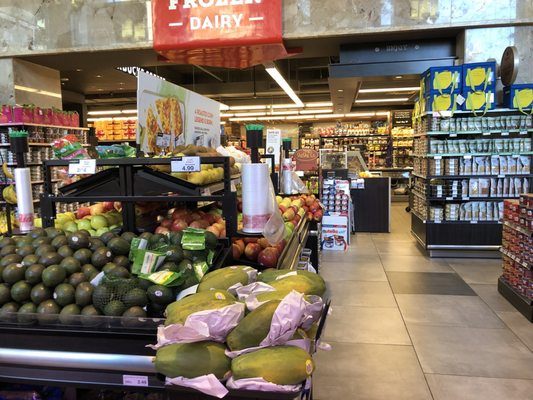 LONGO’S - Updated March 2026 - 111 Street Clair Avenue W, Toronto ...