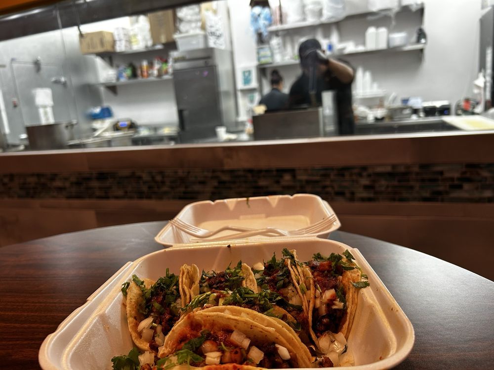 Durango Taco Shop - Photo 3