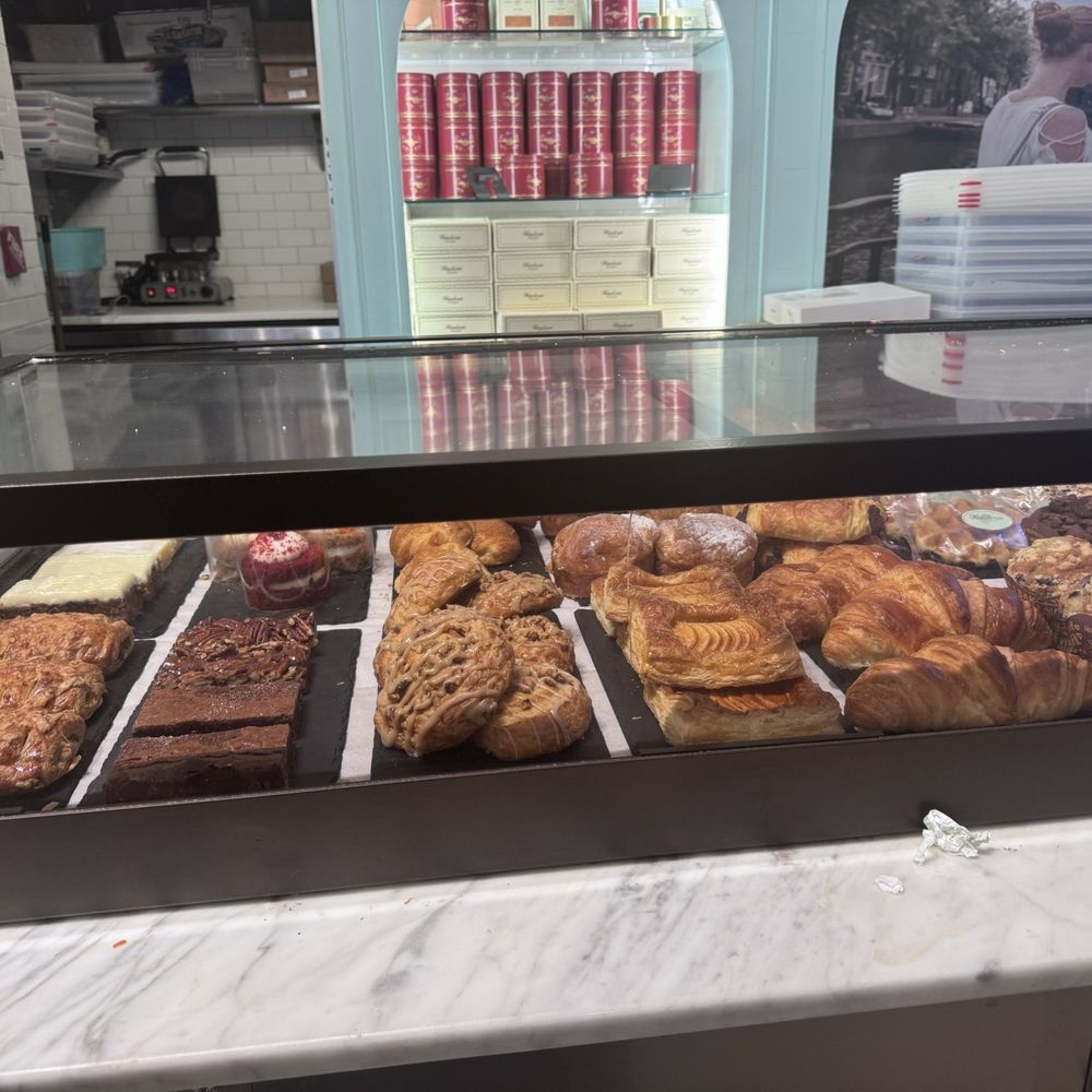 Wonderen Stroopwafels - Treats assortment - Desserts Near Me - New York, New York