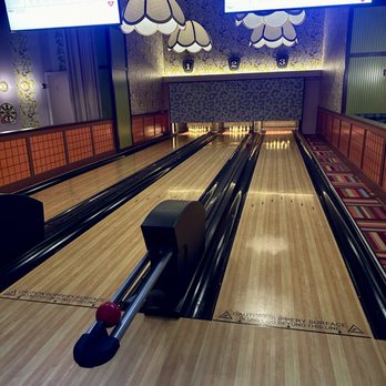 Jaguar Bolera - Duck bowling - Bowling Near Me - Raleigh, North Carolina