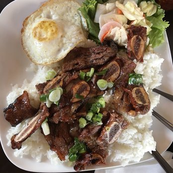 White Lotus - Entree 7B rice over beef and egg with a side of salad . - Vietnamese Near Me - Everett, Washington White Lotus - Entree 7B rice over beef and egg with a side of salad . - Vietnamese Near Me - Everett, Washington