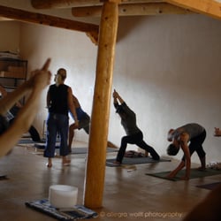 Bosque Om Yoga - Saturday morning vinyasa flow