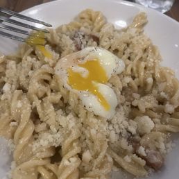 carbonara fusilli