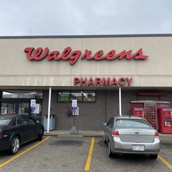 Walgreens - Storefront