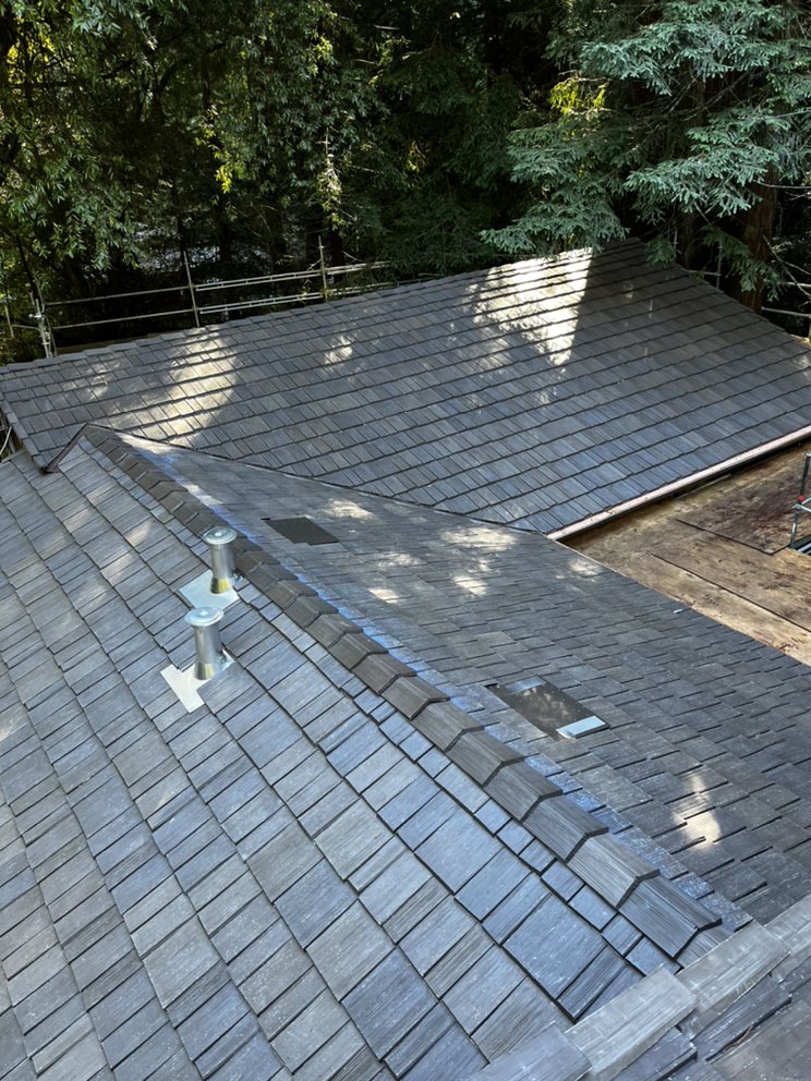 Slide of Escalante & Son Roofing