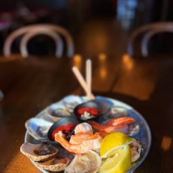 Tavern On Broadway - Oysters, Clams and Shrimp