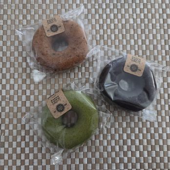 Ring Donuts - variety of donuts - $3 each - Donuts Near Me - Los Angeles, California Ring Donuts - variety of donuts - $3 each - Donuts Near Me - Los Angeles, California