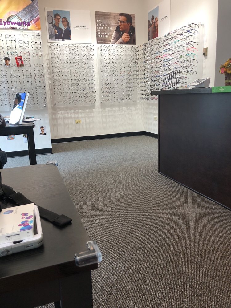 ROSIN EYECARE OAK PARK Updated October 2024 1100 Lake St, Oak