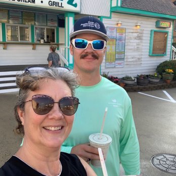 Fatboyz Ice Cream & Grill - Thanks Son for the ice cream... - Ice Cream & Frozen Yogurt Near Me - Nags Head, North Carolina