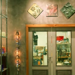 Fire Arts Vermont - Stop by to shop our gallery, watch glassblowing and tour Solinglass and Natalie Blake Studios.