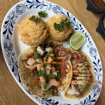 La Nena Cantina - Shrimp tacos - Beer Bar Near Me - Los Angeles, California La Nena Cantina - Shrimp tacos - Beer Bar Near Me - Los Angeles, California
