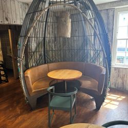 Nando's - Second floor dining room