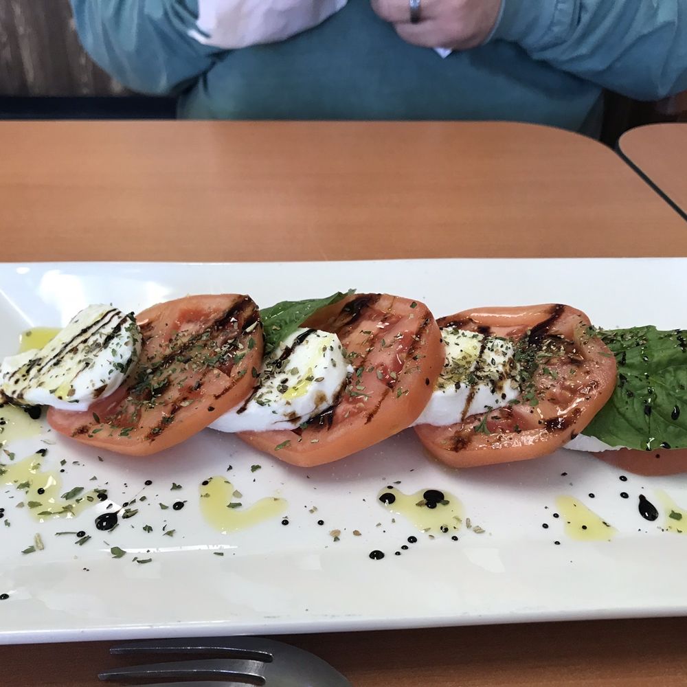 Napoli é - Omg thank you for the mozzarella de Buffalo caprese  we so needed this - Italian Near Me - Carrollton, Virginia